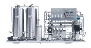 單級純凈水設(shè)備 食品廠反滲透與純化水設(shè)備的關(guān)鍵技術(shù)與桶裝水應(yīng)用